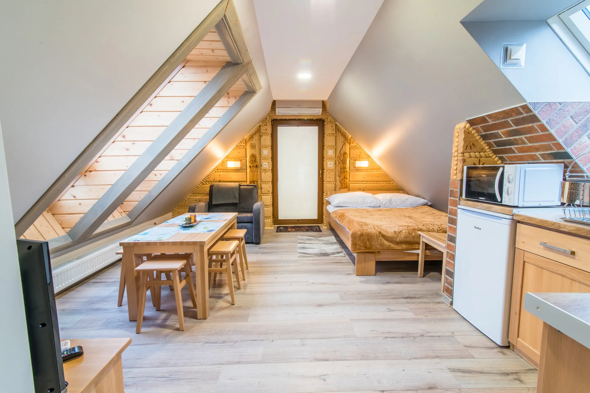 Apartament nr 13, Krzeptówki 168
